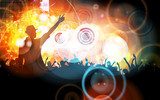 Noche de música y luces vibrantes